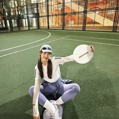 袁子巧